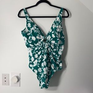 Green & White Floral Swimsuit size XL (16-18)